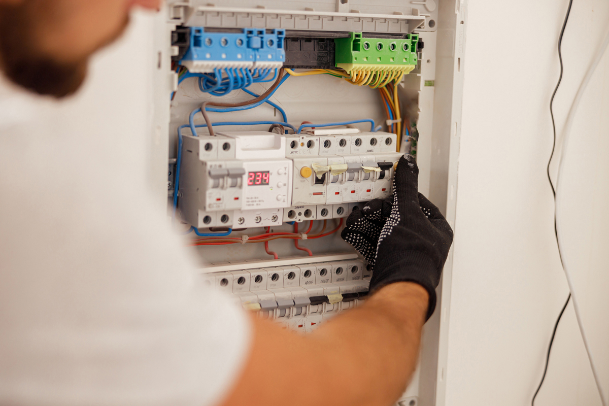Cost To Replace Circuit Breaker Fuse